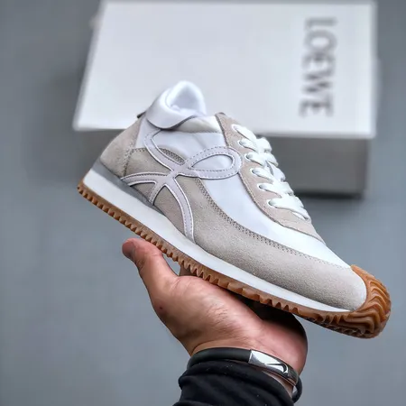 ロエベ カジュアルシューズ