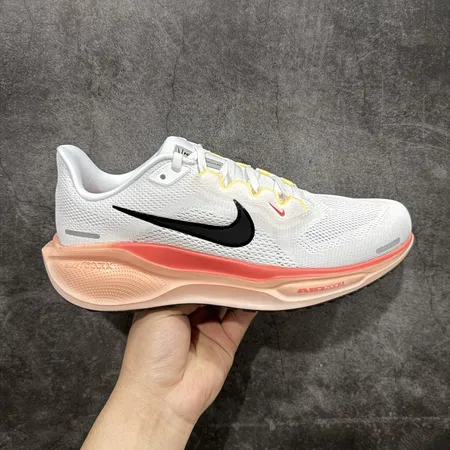 ナイキ スニーカー