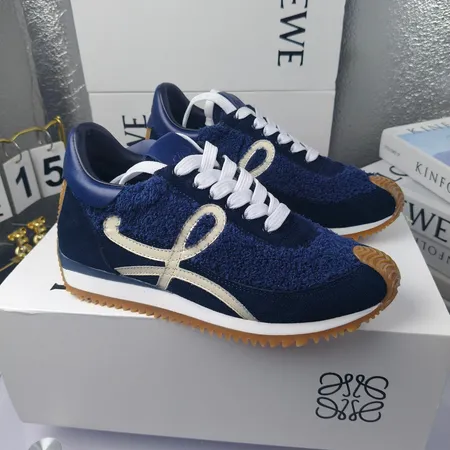 ロエベ スニーカー