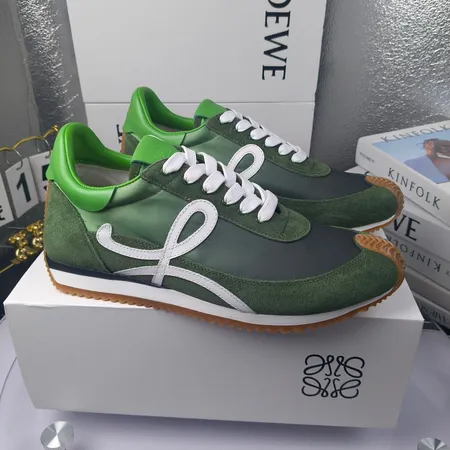 ロエベ スニーカー