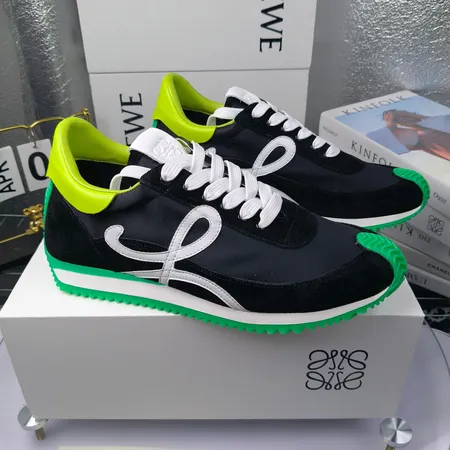 ロエベ スニーカー