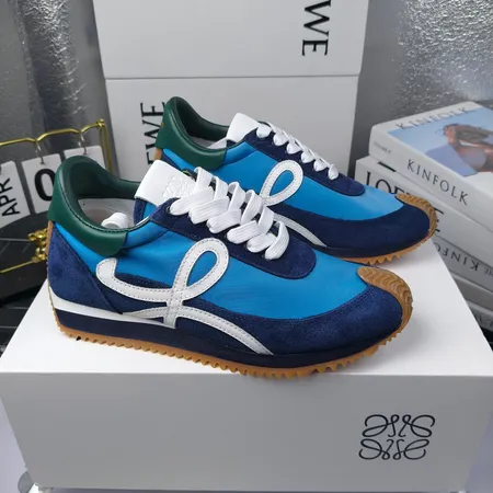 ロエベ スニーカー