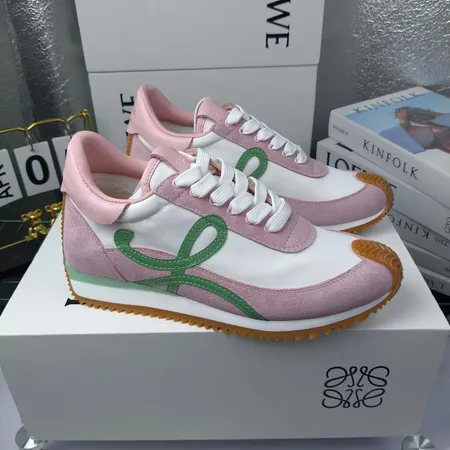 ロエベ スニーカー