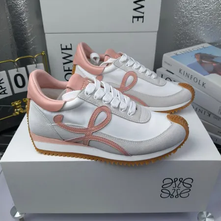 ロエベ スニーカー