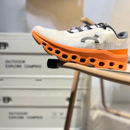 ロエベ スニーカー