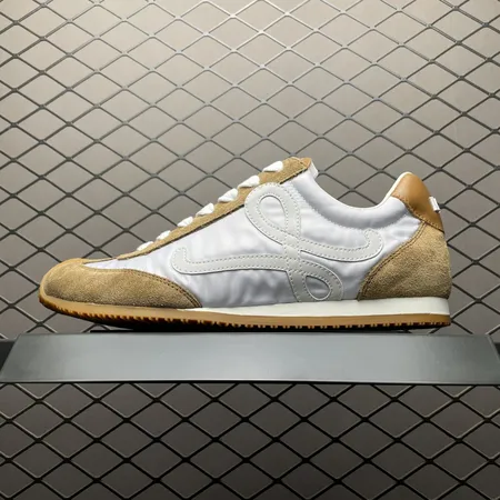 ロエベ カジュアルシューズ