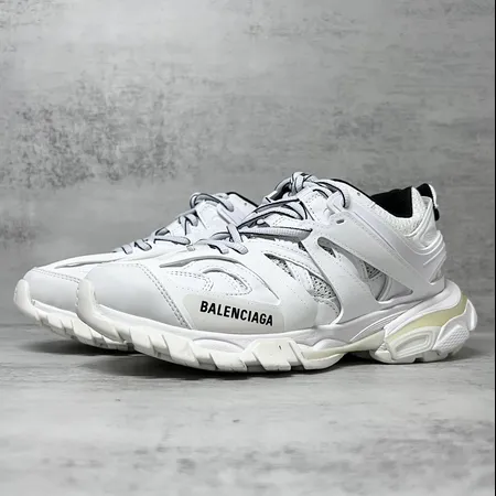 バレンシアガ スニーカー