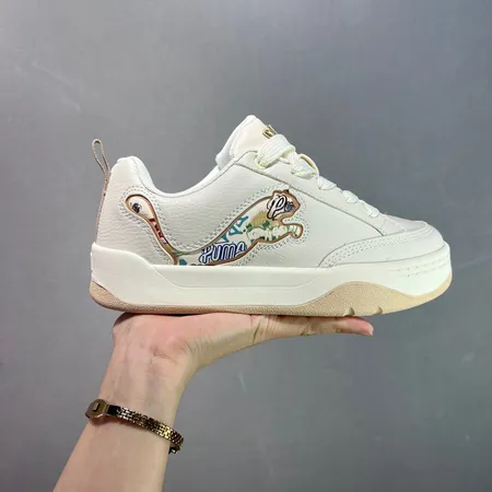 プーマ カジュアルシューズ