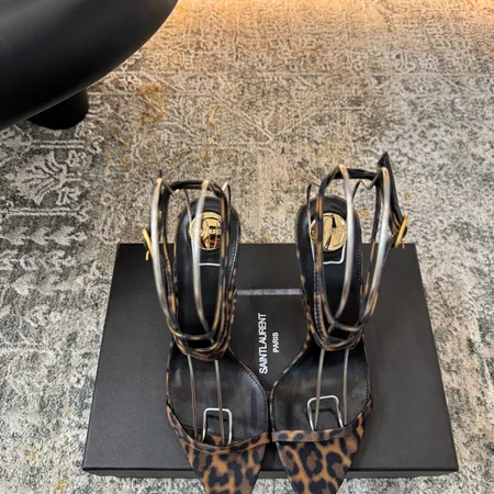 イブサンローラン サンダル