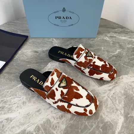 プラダ スリッパ