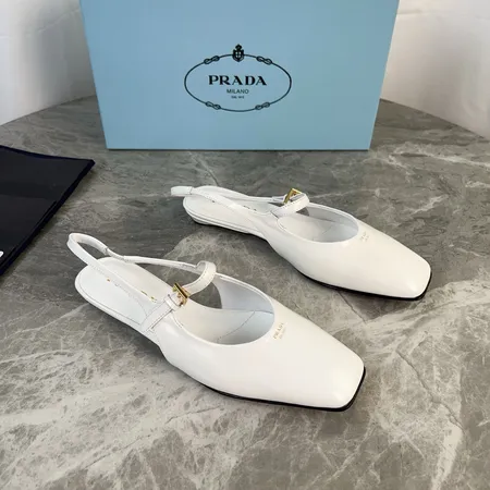 プラダ サンダル