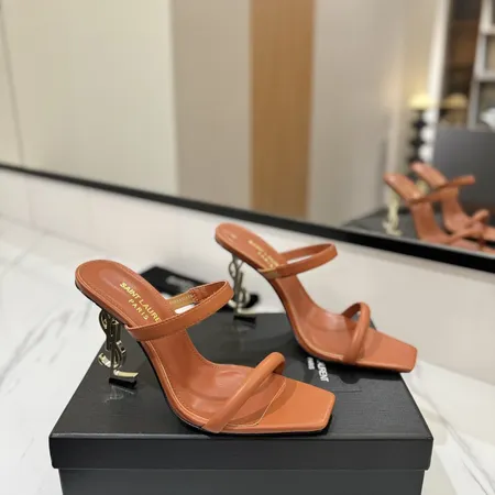 イブサンローラン サンダル