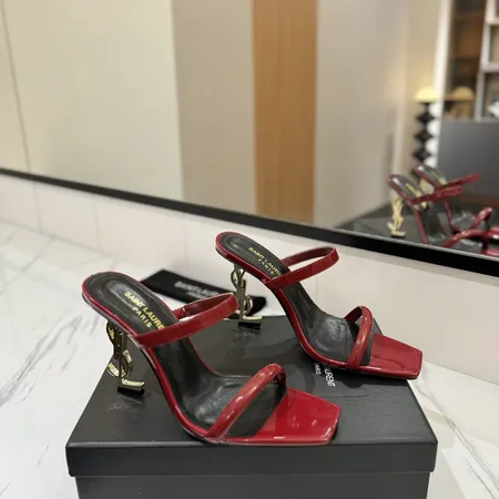 イブサンローラン サンダル