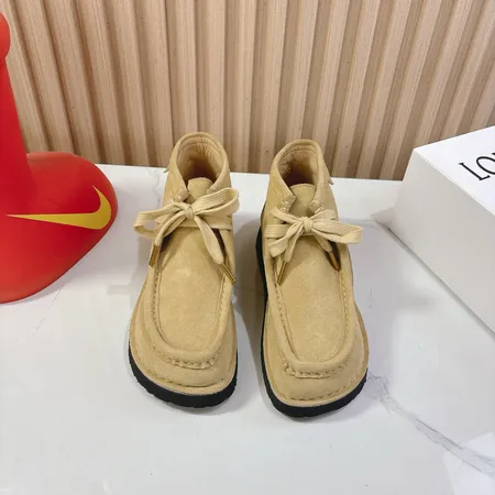 ロエベ カジュアルシューズ