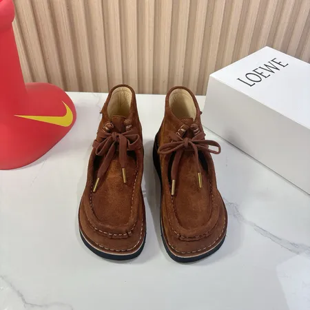 ロエベ カジュアルシューズ