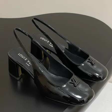 ルイヴィトン サンダル