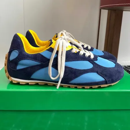 ボッテガ ヴェネタ カジュアルシューズ