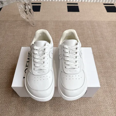 ロエベ カジュアルシューズ