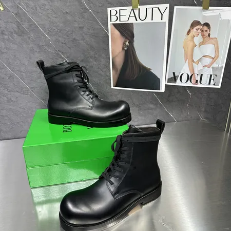 ボッテガ ヴェネタ ビジネスシューズ