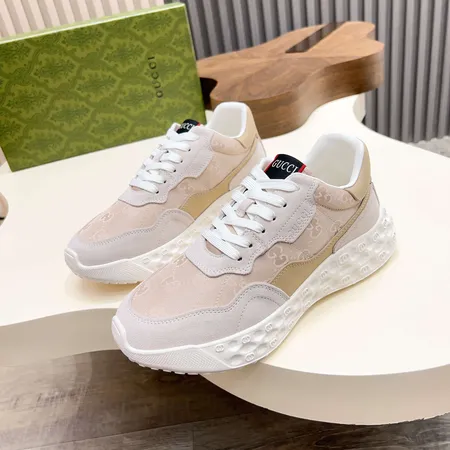 グッチ スニーカー