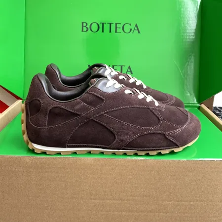 ボッテガ ヴェネタ カジュアルシューズ