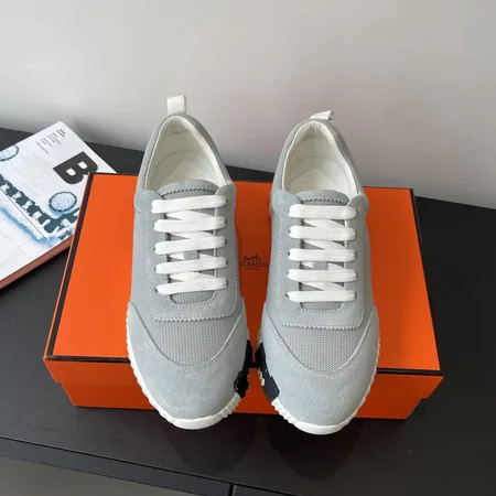 エルメス スニーカー