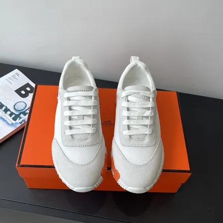 エルメス スニーカー