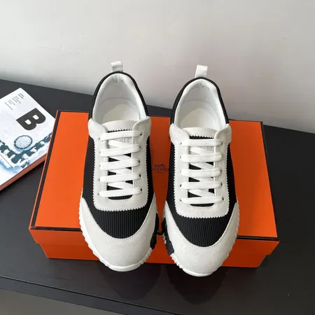 エルメス スニーカー