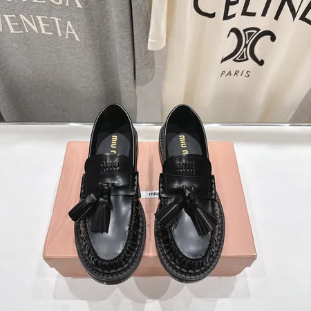 ミュウミュウ ビジネスシューズ