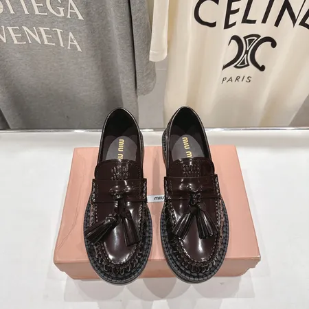 ミュウミュウ ビジネスシューズ