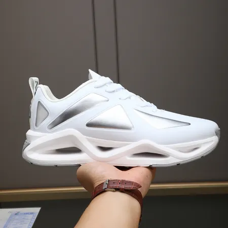 アルマーニ スニーカー