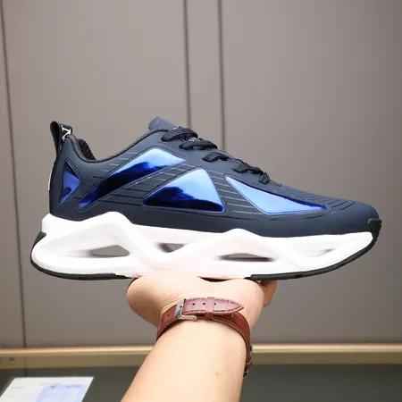 アルマーニ スニーカー