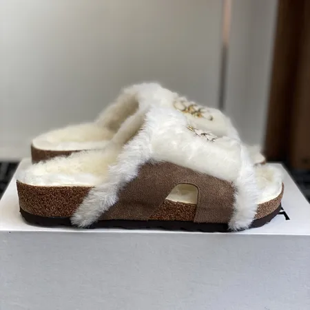 ロエベ スリッパ