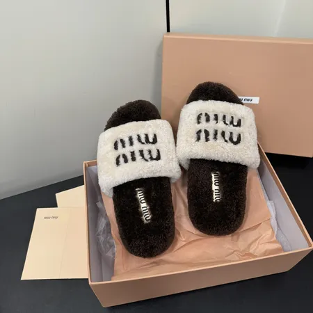 ミュウミュウ スリッパ