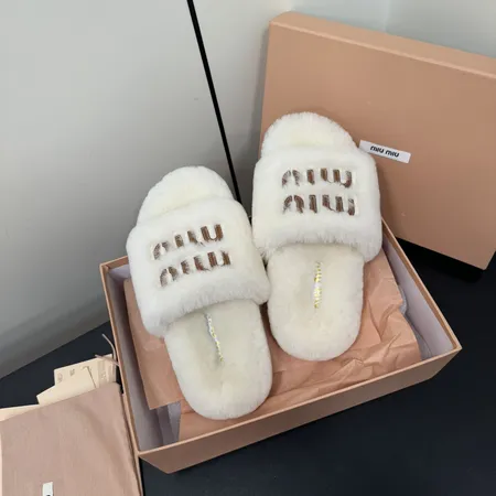 ミュウミュウ スリッパ