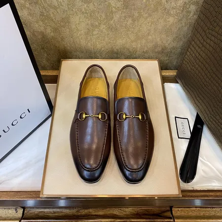 グッチ ビジネスシューズ