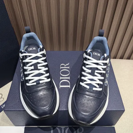 ディオール カジュアルシューズ