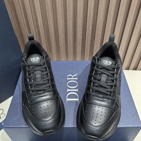 ディオール カジュアルシューズ