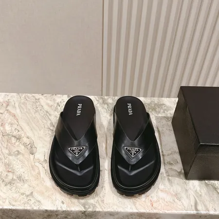 プラダ スリッパ
