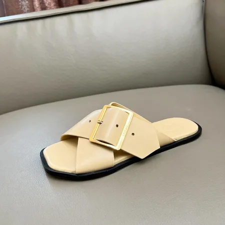 ロエベ スリッパ