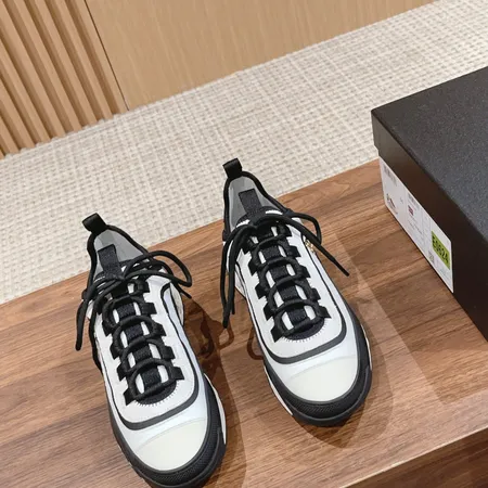 シャネル スニーカー