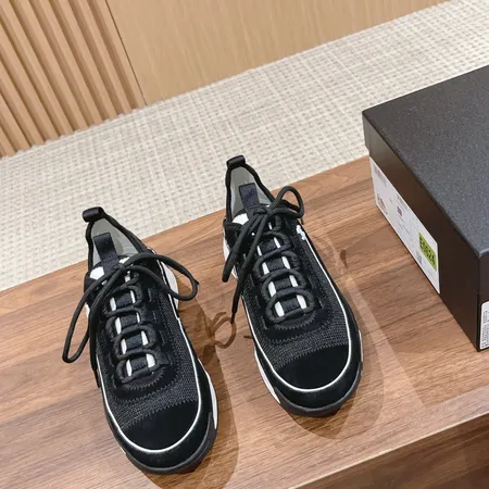 シャネル スニーカー