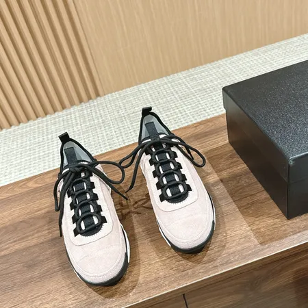 シャネル スニーカー