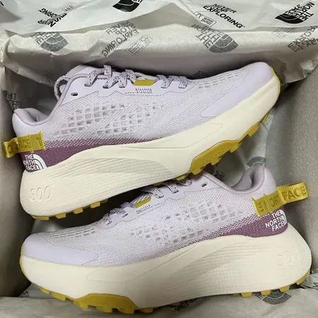 ノースフェイス スニーカー