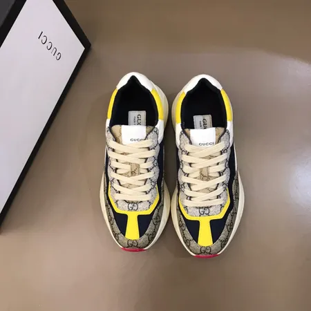 グッチ スニーカー