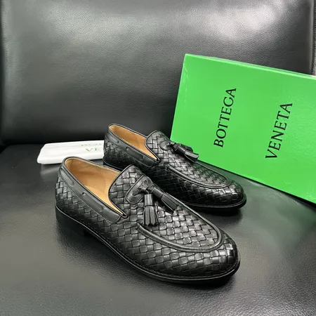 ボッテガ ヴェネタ ビジネスシューズ
