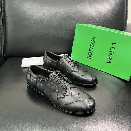 ボッテガ ヴェネタ ビジネスシューズ