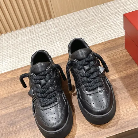 ヴァレンティノ カジュアルシューズ