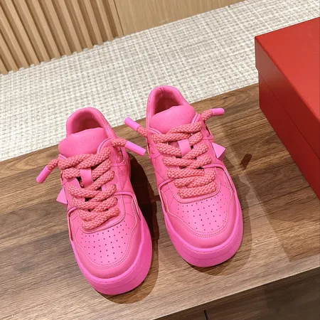 ヴァレンティノ カジュアルシューズ