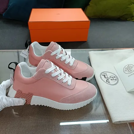 エルメス スニーカー